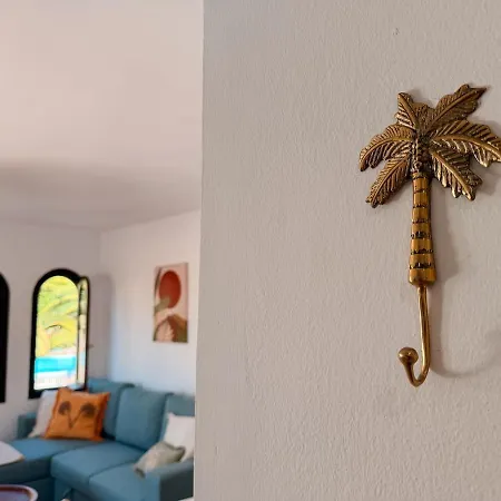 Que Vida! - With Pool Appartement *